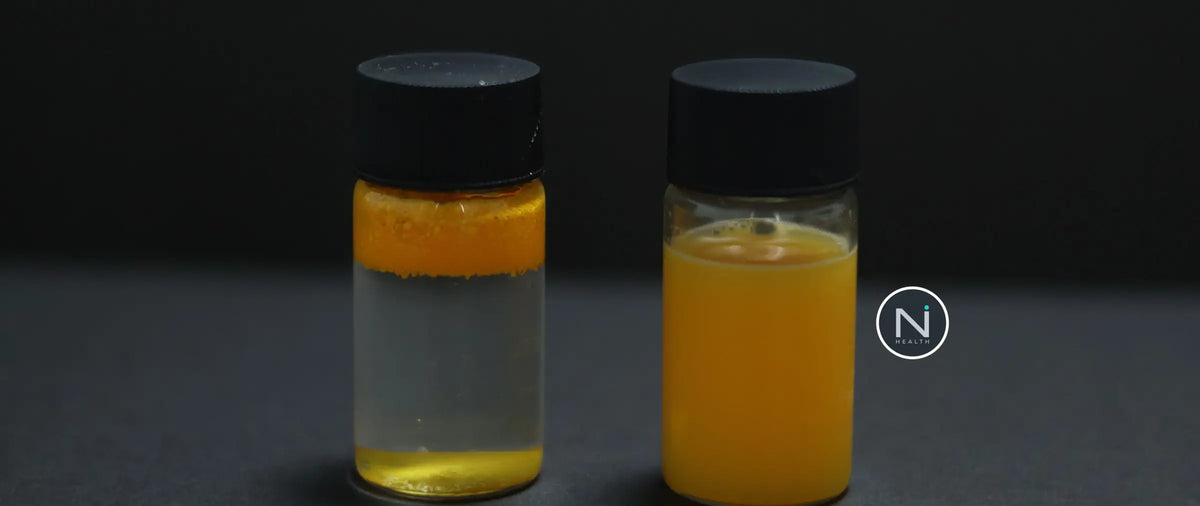 Vergleich der Dispergierbarkeit von nicht liposomalem und liposomal formuliertem Coenzym Q10 in Wasser